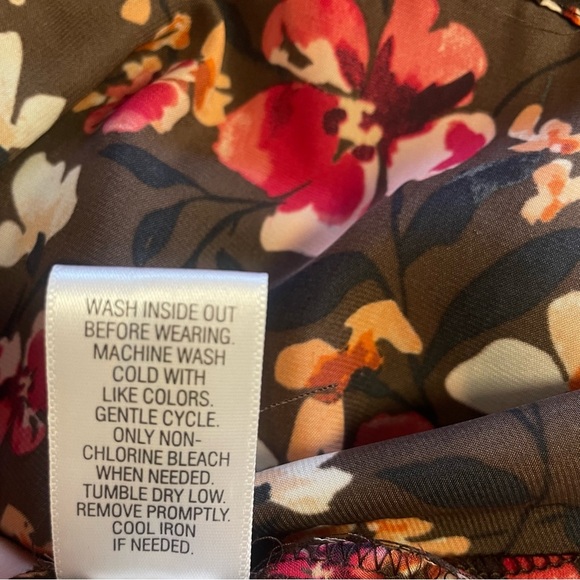 NWT Croft & Barrow Women's Long Sleeve Blouse Brown Floral Size XL - Picture 6 of 10